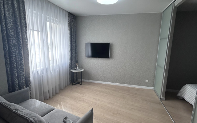Malina Apart V Novom Zhk Pryamo Vozle Metro Apartments