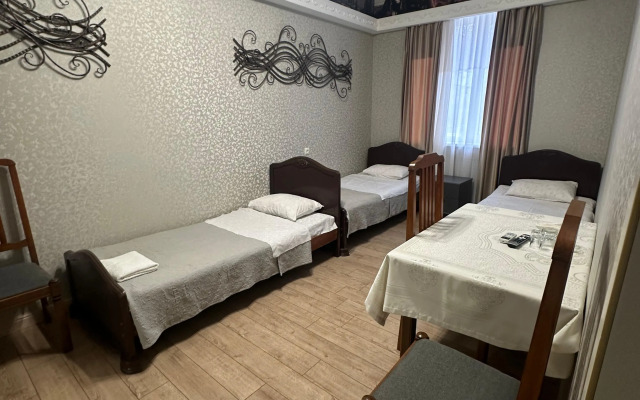 Izumrud Hotel