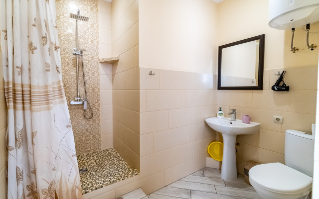 Rahil Guest House
