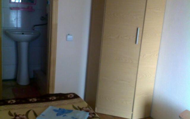 Отель Буковина