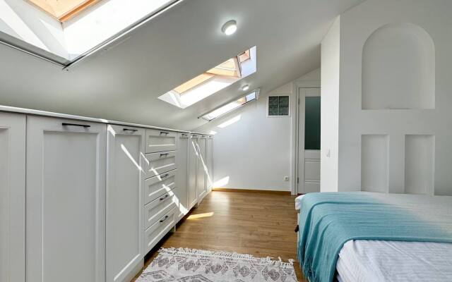 Квартиры с балконами и видом на горы на Мелетяна 5а 2