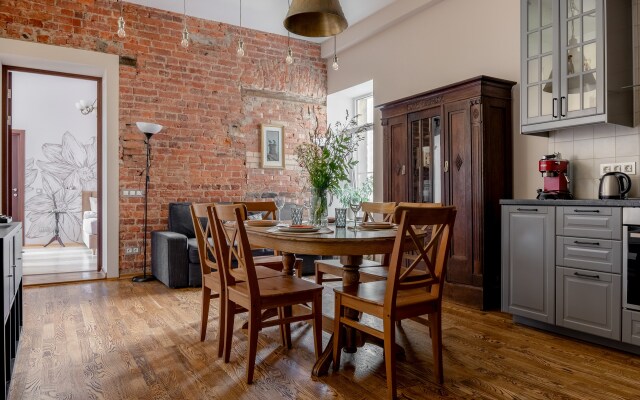 Апартаменты Петербургская Квартира в Центре на Марата