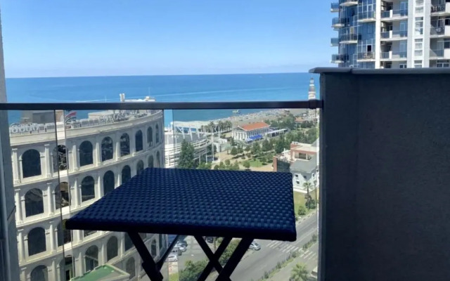 Orbi Sea Tower Apartments