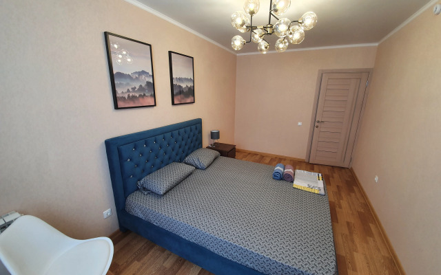 Vitalij HouseRent Tryohkomnatnaya po ul. Rinata Galeeva,35 Flat