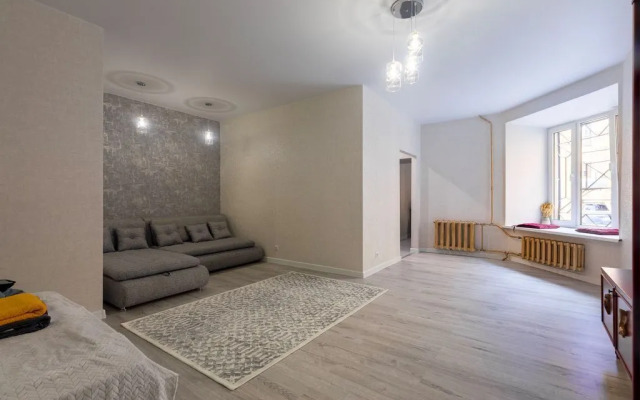 1-Komnatnaya V Serdtse Peterburga Flat