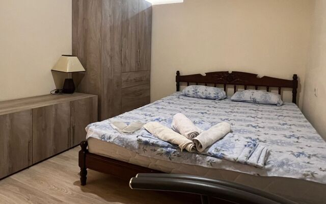 Xorenaci 72 Apartments