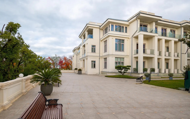 Apartment Grand Royal Residences