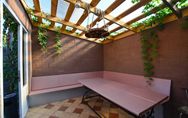 Pod Lipoy Private House