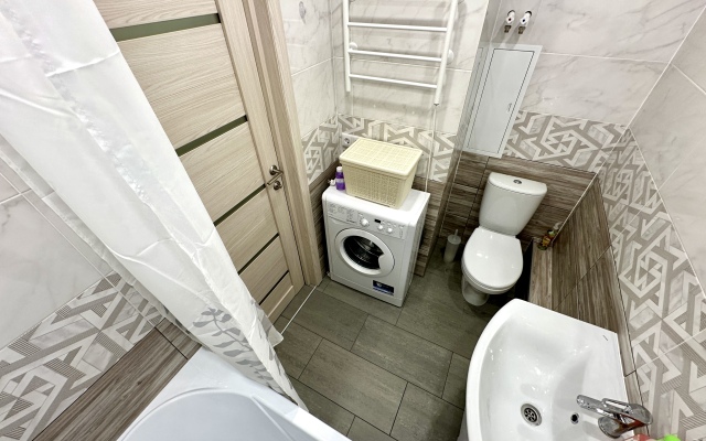 Vasilek v Novom ZHK, Udobnyy Vyyezd na Vse Istochniki Apartments