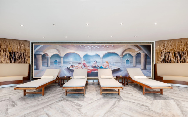 Merit Park Hotel Casino & SPA