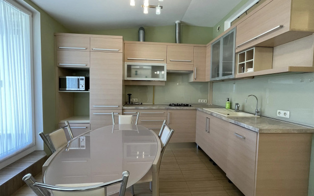 Na Ulitse K. Marksa 17 Apartments