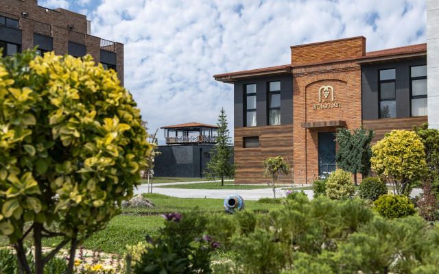 Курортный отель Mosavali