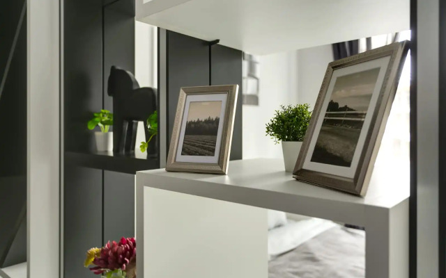 Alis v ZhK Hedlajner (335) Apartment