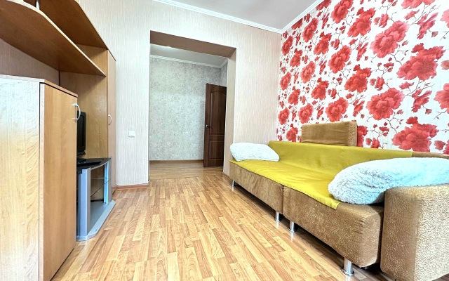 Квартира трехкомнатная в центре на Весенней