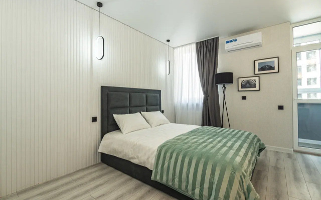 Studiya Lenina 46 Etazh 8 Kvartita 541 Flat
