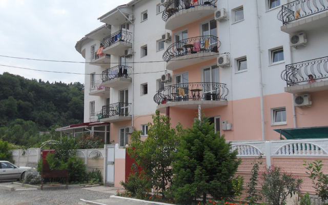 Mishel Private House