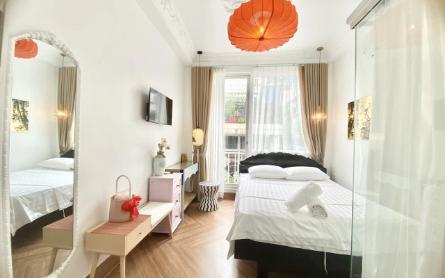 Cherry Blossom Entire Bui Vien Private house