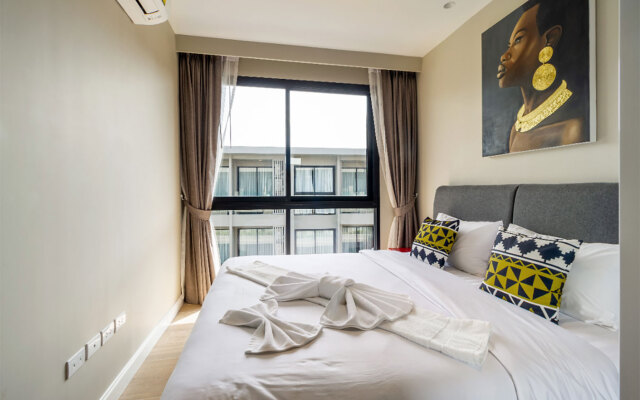 Diamond Condominium by Alexanders Apartments
