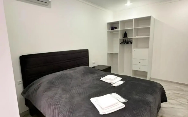 Posutochnaya Sdacha Kvartir Flat