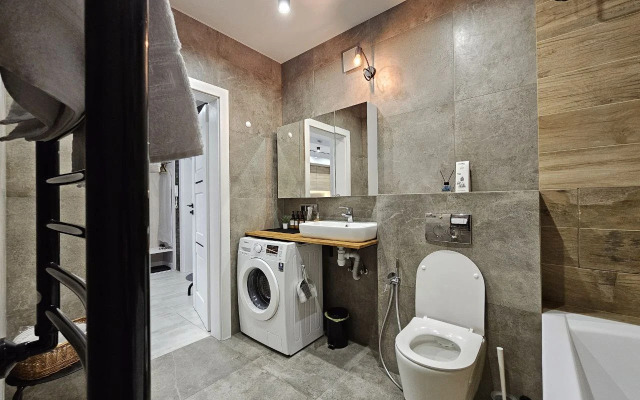 Квартира лофт над елями