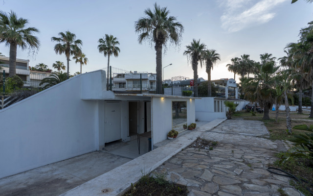 Lara Beach Homes