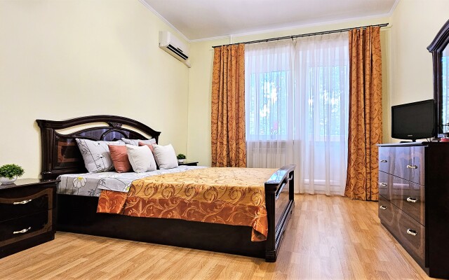 Dobry Dom Ryadom S ZhD Vokzalom Apartments