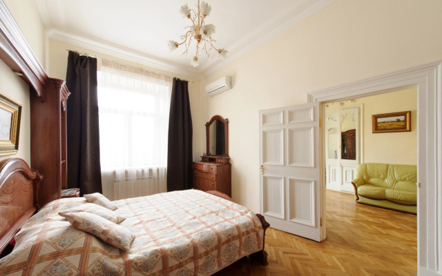 14 Two-Room Apartment