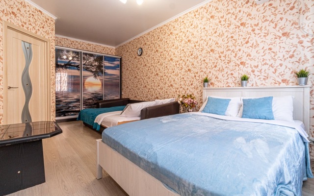 Апартаменты с Новым Ремонтом возле Стадиона Краснодар