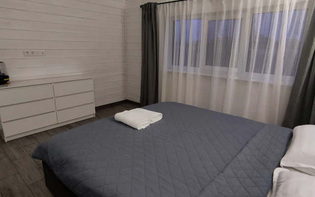 Solnechny Senezh Guest house