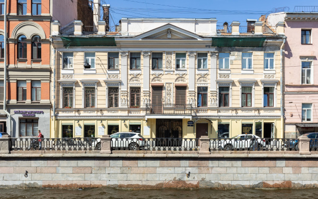 Квартира Апартаменты У Банковского Мостика