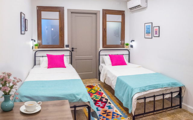Hb Apartments Hill House Mini-Otel
