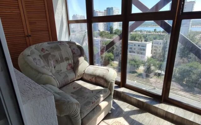 Апартаменты с Балконом и Видом на Город на Ленина 59Р