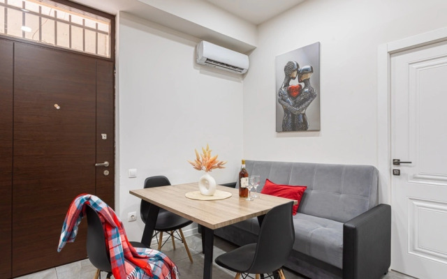 On Saryan Str. 26/3-4 Apartments