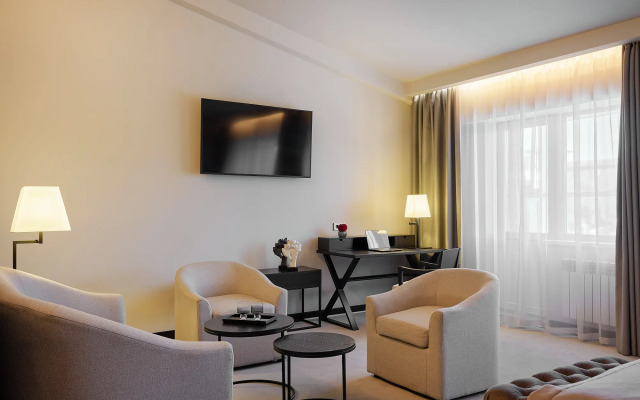 Chingishan Hotel