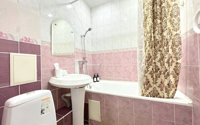 Квартира однокомнатная в центре на Островского рядом с МВД и ГорСадом