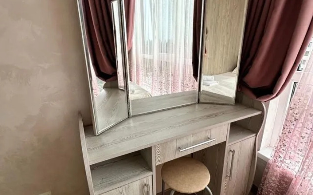 Na Sanatornoy 49/19a Flat