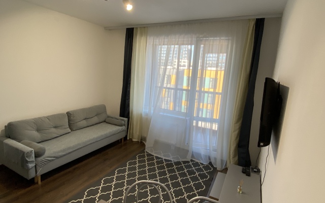 Na Torfyanoy Doroge 13 Flat