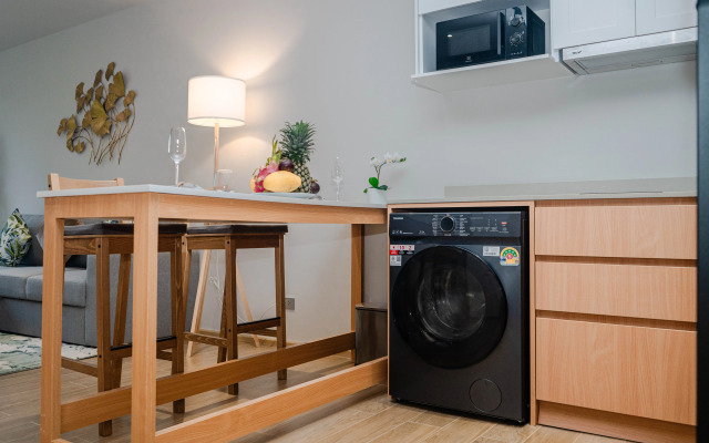 Magnificent 1bd Apartments Near Beachside Apartments