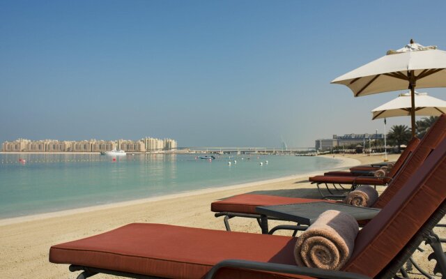 Le Méridien Mina Seyahi Beach Resort & Waterpark