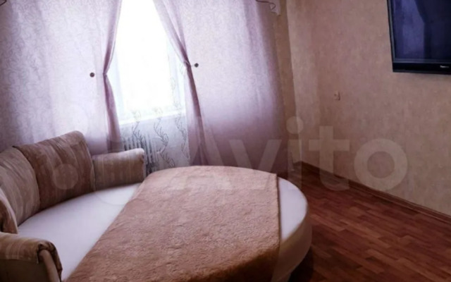 Volzhskiy Posutochno Apartaments