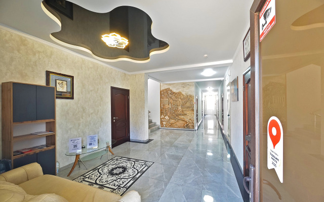 Sara Guest house
