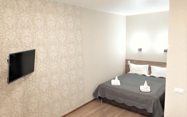 Milfej 21-4 Apartments