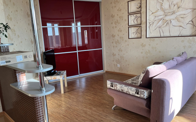 Квартира Дом Тут