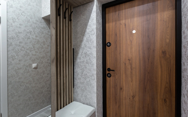 S Balkonom I Vidom Na Lesopark Alleya 326 Flat