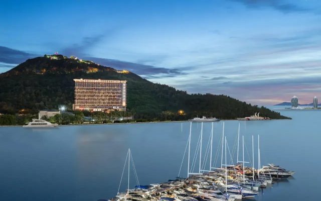 Sanya Luling Bay Vision International