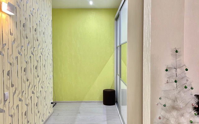 Квартира Свeтлaя Студия в Центрe Гopoдa