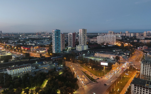 Studiya U Zh/d Vokzala Na 31 Etazhe Flat