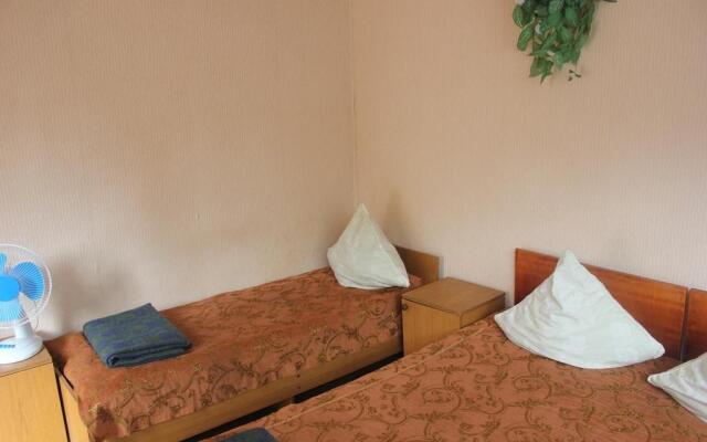 Eseniya Guest House