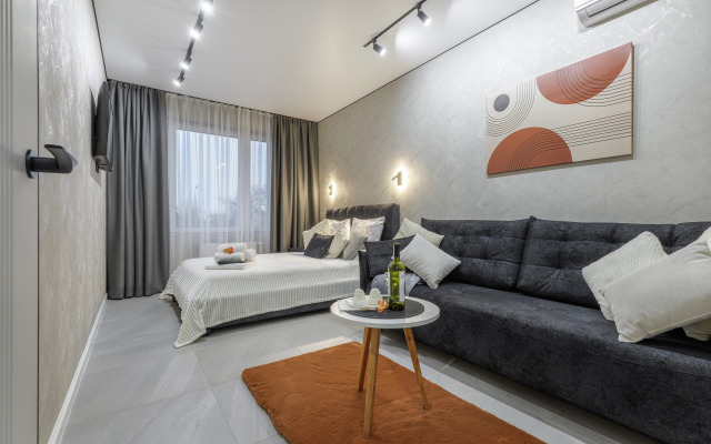 Flat Apartamenty V Tsentre S  Sostvennoy Terrasoy I Parkingom