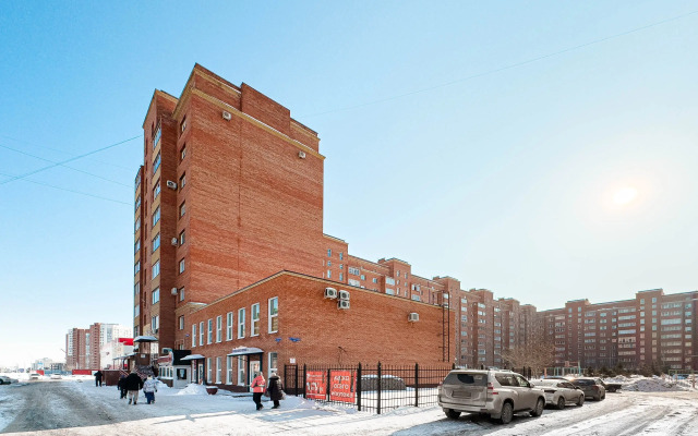 Prostornaya 2-Komnatnaya Dlya Semyi Flat